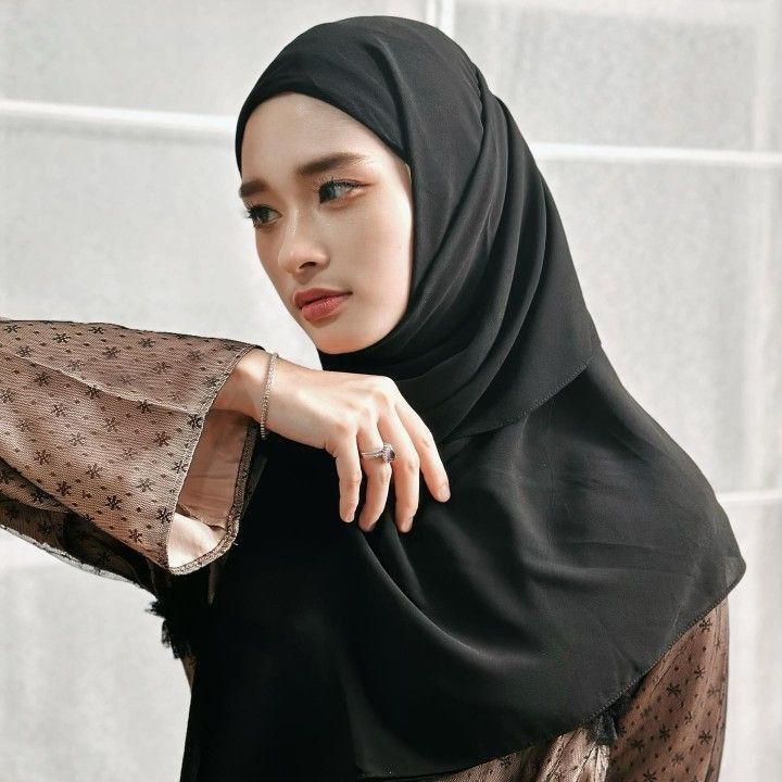Inara Rusli Viral