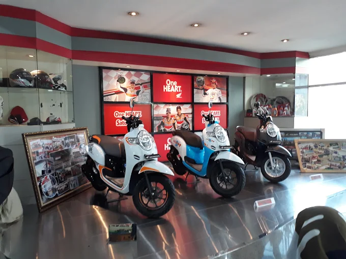 Gaji Karyawan Ahm Lulusan Smk Terbaru 2025 Lengkap Semua Posisi 3 Gaji Karyawan Ahm Lulusan Smk