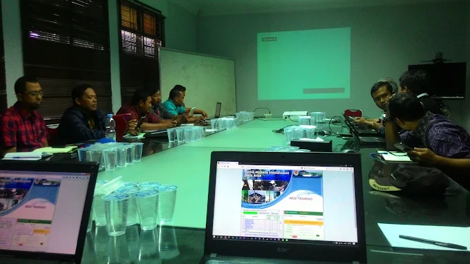 Gaji Di Pt Lontar Papyrus