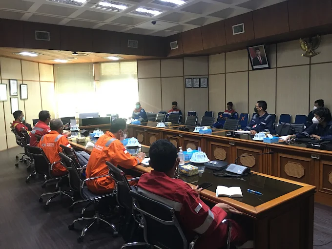 Gaji karyawan PT Arun