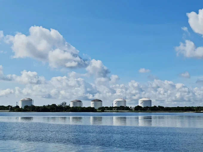 Gaji karyawan PT Badak Bontang