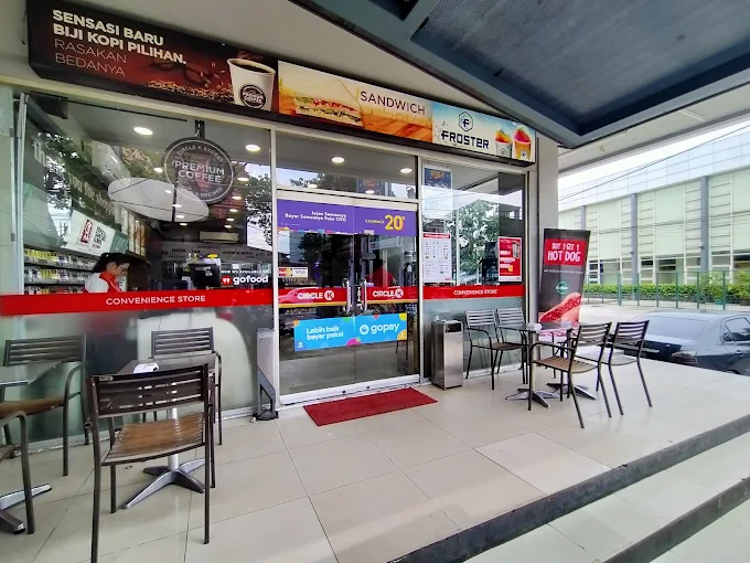 Gaji karyawan Circle K Bandung 